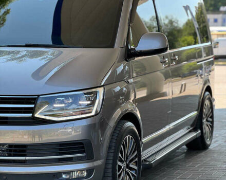 Бежевый Фольксваген Мультиван, объемом двигателя 1.97 л и пробегом 193 тыс. км за 52000 $, фото 3 на Automoto.ua