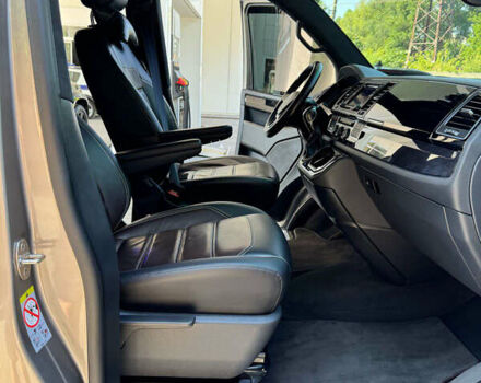 Бежевый Фольксваген Мультиван, объемом двигателя 1.97 л и пробегом 193 тыс. км за 52000 $, фото 19 на Automoto.ua