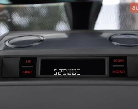 Бежевый Фольксваген Мультиван, объемом двигателя 1.97 л и пробегом 180 тыс. км за 43500 $, фото 41 на Automoto.ua