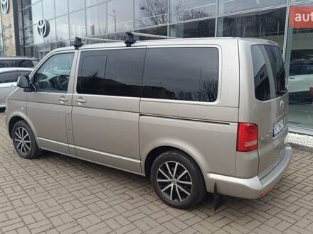 Бежевий Фольксваген Мультиван, об'ємом двигуна 1.97 л та пробігом 287 тис. км за 24500 $, фото 1 на Automoto.ua
