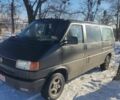 Черный Фольксваген Мультиван, объемом двигателя 2.4 л и пробегом 300 тыс. км за 2900 $, фото 4 на Automoto.ua