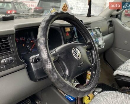 Чорний Фольксваген Мультиван, об'ємом двигуна 2.8 л та пробігом 329 тис. км за 9900 $, фото 24 на Automoto.ua