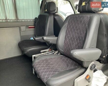 Чорний Фольксваген Мультиван, об'ємом двигуна 2.8 л та пробігом 329 тис. км за 9900 $, фото 25 на Automoto.ua