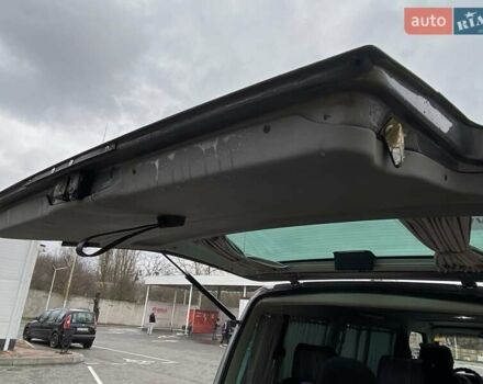 Чорний Фольксваген Мультиван, об'ємом двигуна 2.8 л та пробігом 329 тис. км за 9900 $, фото 12 на Automoto.ua