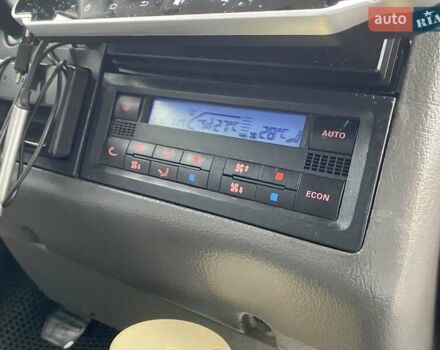 Чорний Фольксваген Мультиван, об'ємом двигуна 2.8 л та пробігом 329 тис. км за 9900 $, фото 23 на Automoto.ua