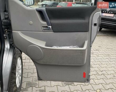 Чорний Фольксваген Мультиван, об'ємом двигуна 2.8 л та пробігом 329 тис. км за 9900 $, фото 30 на Automoto.ua