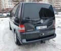 Черный Фольксваген Мультиван, объемом двигателя 2.5 л и пробегом 309 тыс. км за 10000 $, фото 5 на Automoto.ua