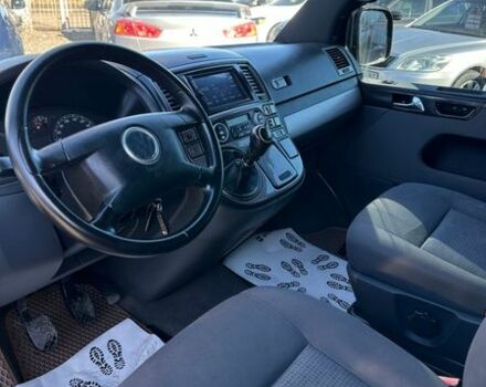 Чорний Фольксваген Мультиван, об'ємом двигуна 2.5 л та пробігом 309 тис. км за 12500 $, фото 8 на Automoto.ua