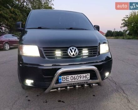 Черный Фольксваген Мультиван, объемом двигателя 2.5 л и пробегом 340 тыс. км за 8999 $, фото 24 на Automoto.ua