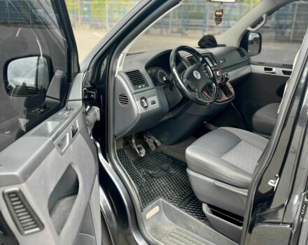 Чорний Фольксваген Мультиван, об'ємом двигуна 2.5 л та пробігом 310 тис. км за 13000 $, фото 13 на Automoto.ua