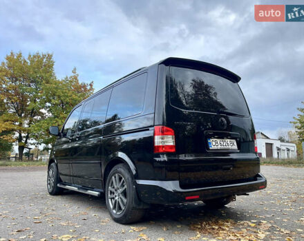 Черный Фольксваген Мультиван, объемом двигателя 3.2 л и пробегом 256 тыс. км за 15400 $, фото 4 на Automoto.ua