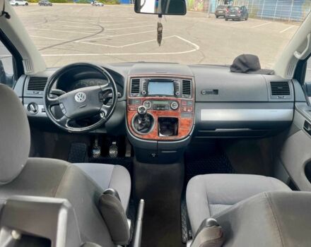 Чорний Фольксваген Мультиван, об'ємом двигуна 2.5 л та пробігом 310 тис. км за 13000 $, фото 12 на Automoto.ua