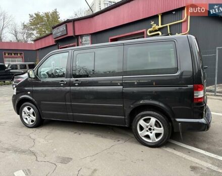 Черный Фольксваген Мультиван, объемом двигателя 3.2 л и пробегом 305 тыс. км за 8700 $, фото 15 на Automoto.ua