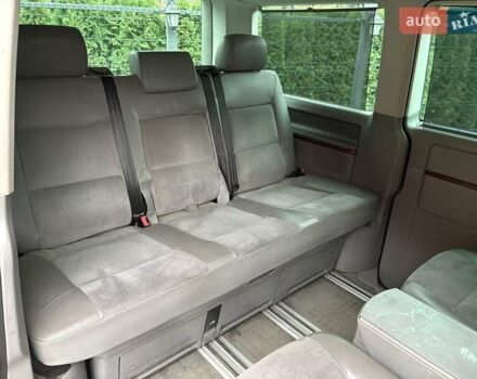 Черный Фольксваген Мультиван, объемом двигателя 3.2 л и пробегом 305 тыс. км за 8700 $, фото 12 на Automoto.ua