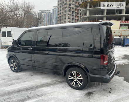 Чорний Фольксваген Мультиван, об'ємом двигуна 2.5 л та пробігом 305 тис. км за 16000 $, фото 3 на Automoto.ua