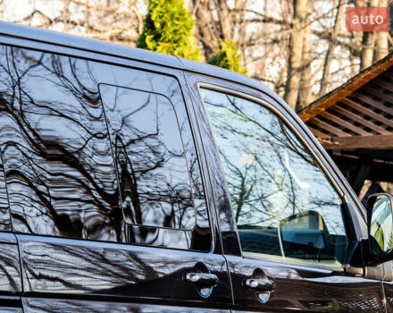 Черный Фольксваген Мультиван, объемом двигателя 2.5 л и пробегом 354 тыс. км за 13900 $, фото 12 на Automoto.ua