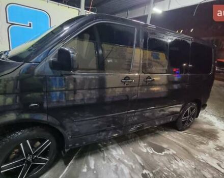 Чорний Фольксваген Мультиван, об'ємом двигуна 2.5 л та пробігом 290 тис. км за 13500 $, фото 2 на Automoto.ua