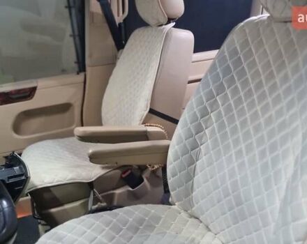 Чорний Фольксваген Мультиван, об'ємом двигуна 2.5 л та пробігом 290 тис. км за 13500 $, фото 11 на Automoto.ua