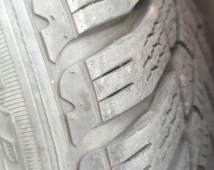 Черный Фольксваген Мультиван, объемом двигателя 1.6 л и пробегом 170 тыс. км за 16000 $, фото 20 на Automoto.ua