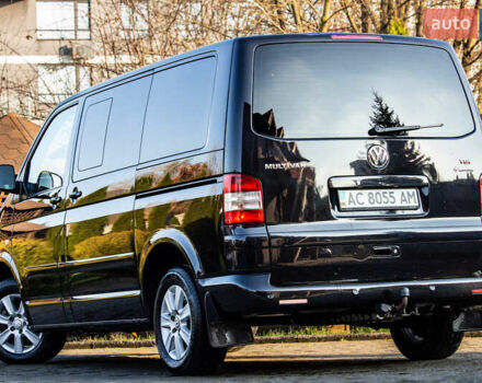 Черный Фольксваген Мультиван, объемом двигателя 2.5 л и пробегом 354 тыс. км за 13900 $, фото 11 на Automoto.ua