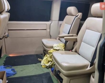 Чорний Фольксваген Мультиван, об'ємом двигуна 2.5 л та пробігом 290 тис. км за 13500 $, фото 9 на Automoto.ua