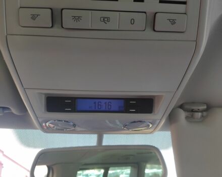 Черный Фольксваген Мультиван, объемом двигателя 1.6 л и пробегом 170 тыс. км за 16000 $, фото 14 на Automoto.ua