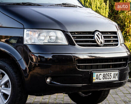 Черный Фольксваген Мультиван, объемом двигателя 2.5 л и пробегом 354 тыс. км за 13900 $, фото 6 на Automoto.ua