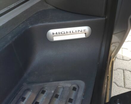 Черный Фольксваген Мультиван, объемом двигателя 1.6 л и пробегом 170 тыс. км за 16000 $, фото 13 на Automoto.ua