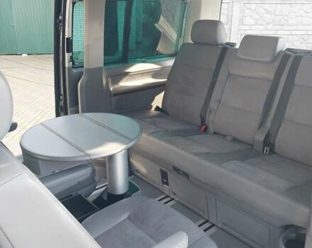 Чорний Фольксваген Мультиван, об'ємом двигуна 2.5 л та пробігом 267 тис. км за 19200 $, фото 9 на Automoto.ua