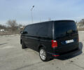 Черный Фольксваген Мультиван, объемом двигателя 2.46 л и пробегом 327 тыс. км за 17500 $, фото 2 на Automoto.ua