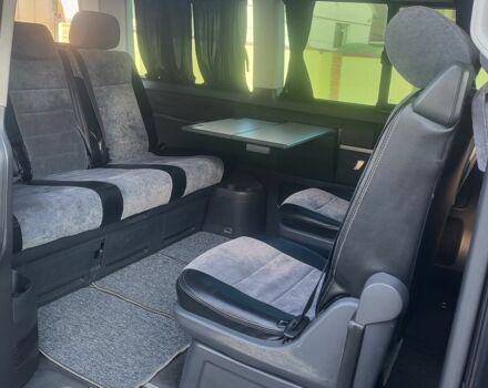 Черный Фольксваген Мультиван, объемом двигателя 2.5 л и пробегом 428 тыс. км за 10700 $, фото 11 на Automoto.ua