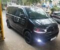 Черный Фольксваген Мультиван, объемом двигателя 2.5 л и пробегом 280 тыс. км за 15051 $, фото 1 на Automoto.ua