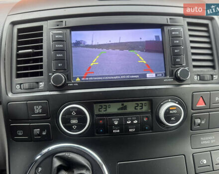 Чорний Фольксваген Мультиван, об'ємом двигуна 3.19 л та пробігом 356 тис. км за 14900 $, фото 17 на Automoto.ua