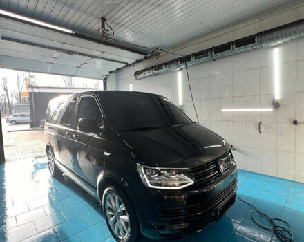 Чорний Фольксваген Мультиван, об'ємом двигуна 2.5 л та пробігом 330 тис. км за 15500 $, фото 7 на Automoto.ua