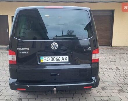 Черный Фольксваген Мультиван, объемом двигателя 3.2 л и пробегом 325 тыс. км за 12000 $, фото 3 на Automoto.ua