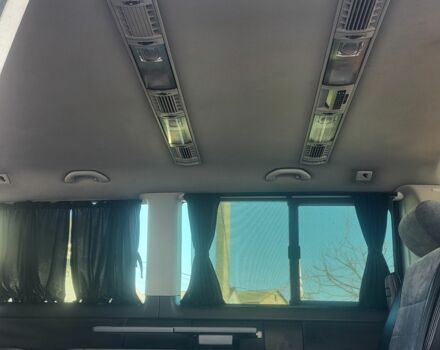 Черный Фольксваген Мультиван, объемом двигателя 2.5 л и пробегом 428 тыс. км за 10700 $, фото 13 на Automoto.ua