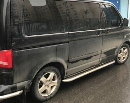 Чорний Фольксваген Мультиван, об'ємом двигуна 3.2 л та пробігом 215 тис. км за 19101 $, фото 2 на Automoto.ua