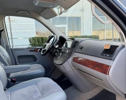 Чорний Фольксваген Мультиван, об'ємом двигуна 2.47 л та пробігом 364 тис. км за 16500 $, фото 58 на Automoto.ua