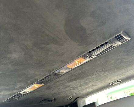 Черный Фольксваген Мультиван, объемом двигателя 2.46 л и пробегом 327 тыс. км за 17500 $, фото 11 на Automoto.ua