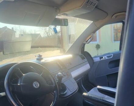 Черный Фольксваген Мультиван, объемом двигателя 2.5 л и пробегом 428 тыс. км за 10700 $, фото 17 на Automoto.ua