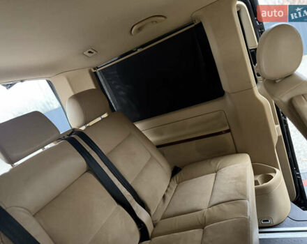 Чорний Фольксваген Мультиван, об'ємом двигуна 2.46 л та пробігом 300 тис. км за 13999 $, фото 19 на Automoto.ua