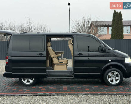 Чорний Фольксваген Мультиван, об'ємом двигуна 2.46 л та пробігом 300 тис. км за 13999 $, фото 8 на Automoto.ua