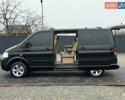 Чорний Фольксваген Мультиван, об'ємом двигуна 2.46 л та пробігом 300 тис. км за 13999 $, фото 7 на Automoto.ua