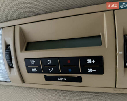 Чорний Фольксваген Мультиван, об'ємом двигуна 2.46 л та пробігом 300 тис. км за 13999 $, фото 18 на Automoto.ua