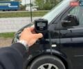 Черный Фольксваген Мультиван, объемом двигателя 2.5 л и пробегом 286 тыс. км за 16000 $, фото 61 на Automoto.ua