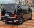 Черный Фольксваген Мультиван, объемом двигателя 2.46 л и пробегом 400 тыс. км за 18500 $, фото 5 на Automoto.ua