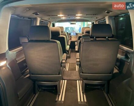 Черный Фольксваген Мультиван, объемом двигателя 1.97 л и пробегом 308 тыс. км за 20000 $, фото 2 на Automoto.ua