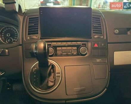 Черный Фольксваген Мультиван, объемом двигателя 1.97 л и пробегом 308 тыс. км за 20000 $, фото 12 на Automoto.ua