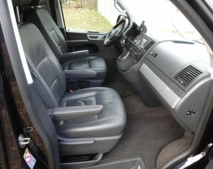 Черный Фольксваген Мультиван, объемом двигателя 2 л и пробегом 195 тыс. км за 9400 $, фото 20 на Automoto.ua