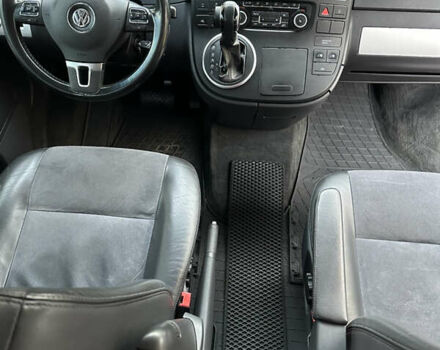 Черный Фольксваген Мультиван, объемом двигателя 1.98 л и пробегом 365 тыс. км за 19999 $, фото 40 на Automoto.ua